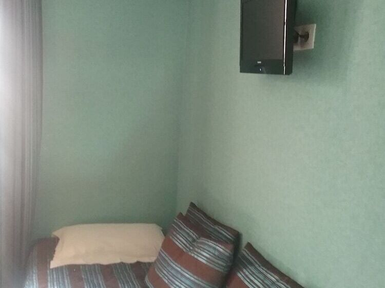 Номер Стандарт Трехместный, Le Pigeonnier