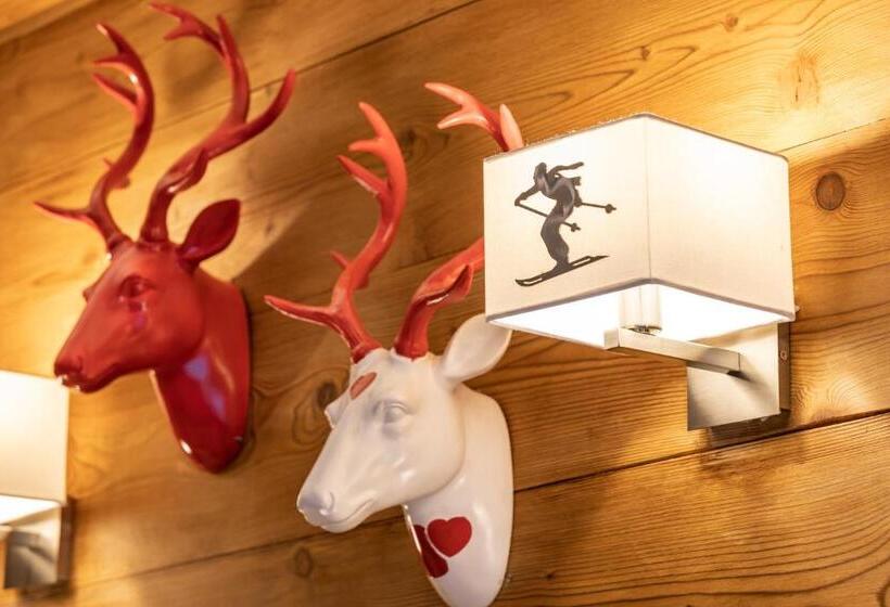 Номер Superior, Les Monts Charvin