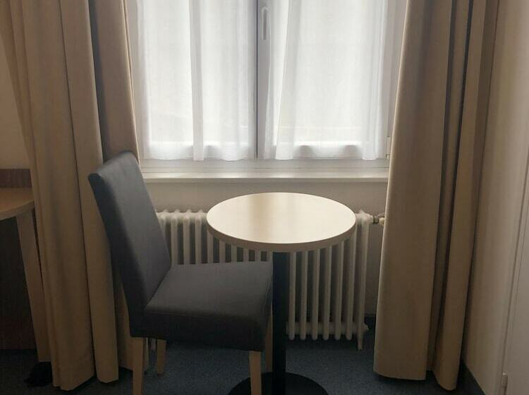 اتاق استاندارد سه نفره, Mille  Saveurs