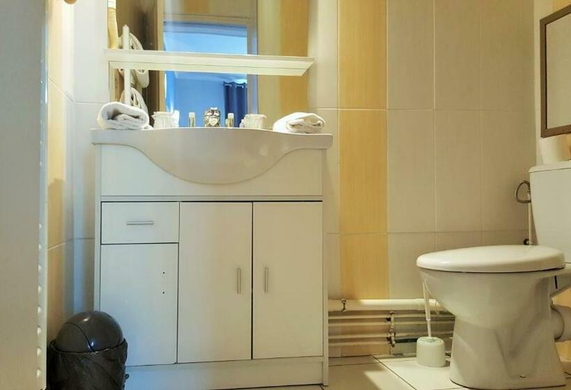 高级大房间, Modern