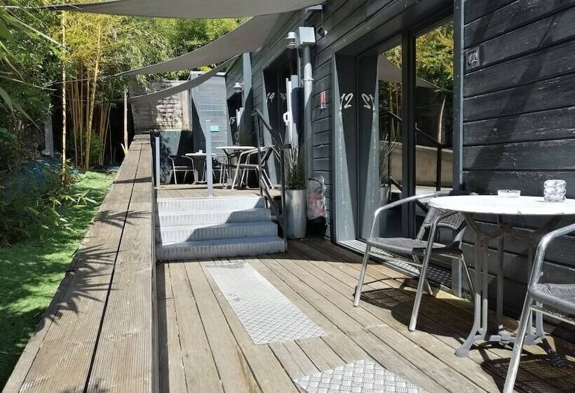 חדר קומפורט, Monet