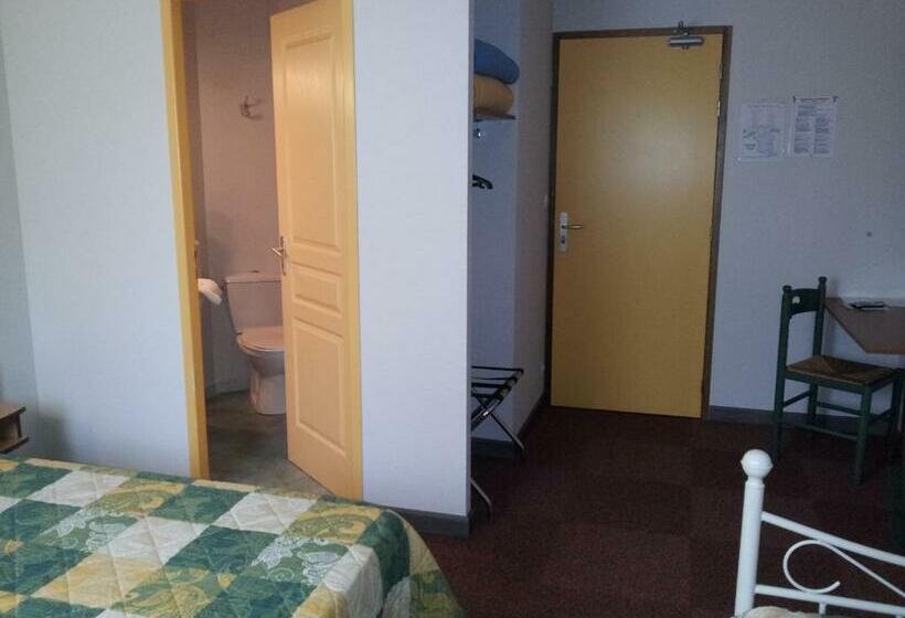 标准三人间, Tour Hôtel