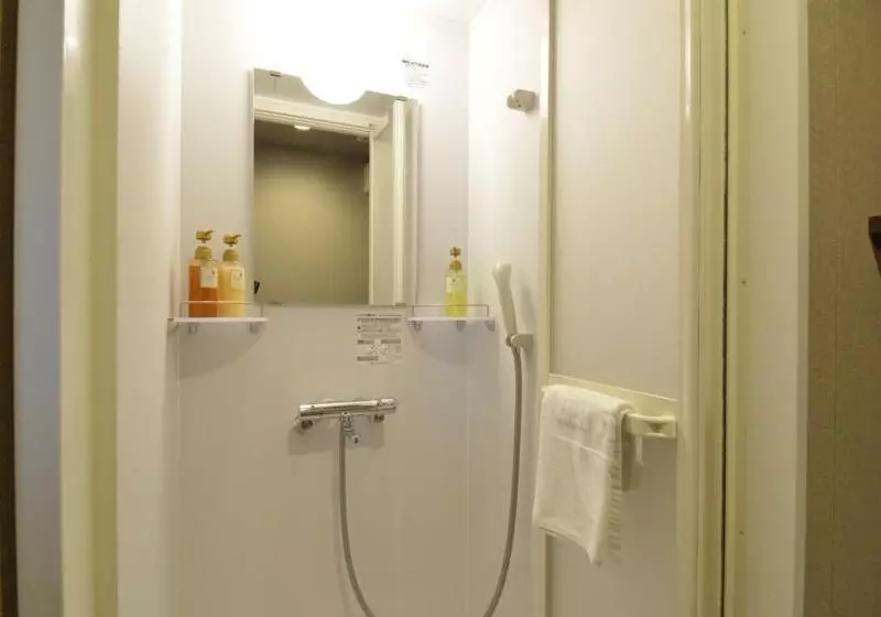 Comfort-huone, Un Hôtel En Ville