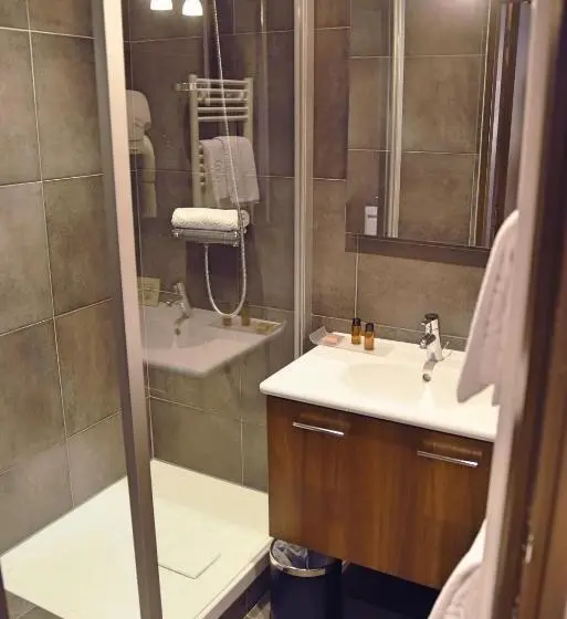 Comfort Kolmen Hengen Huone, Villa Les Bains