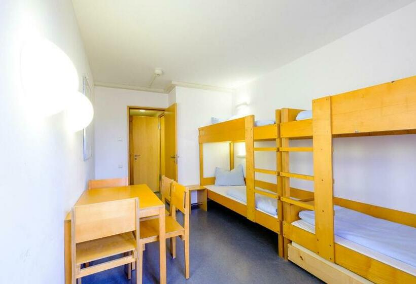 غرفة قياسية رباعية حمام مشترك, Internationales Jugendgästehaus Dachau