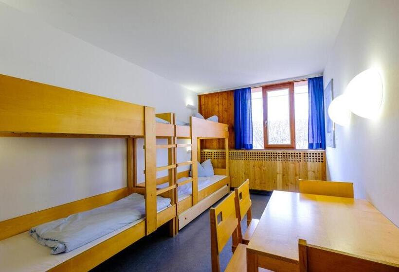 غرفة قياسية رباعية, Internationales Jugendgästehaus Dachau