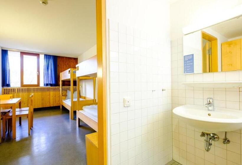 4인용 스탠다드 룸, Internationales Jugendgästehaus Dachau