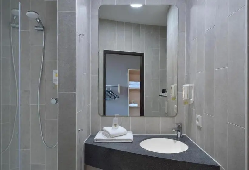 ファミリールーム, B&b Hotel Düsseldorf Airport