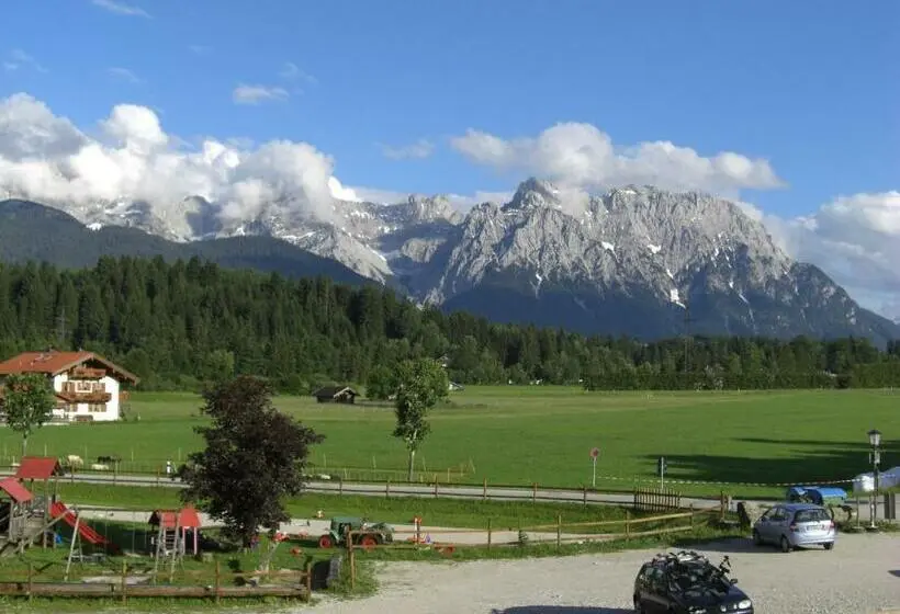 Standard Kolmen Hengen Huone, Ferienhotel Barmsee