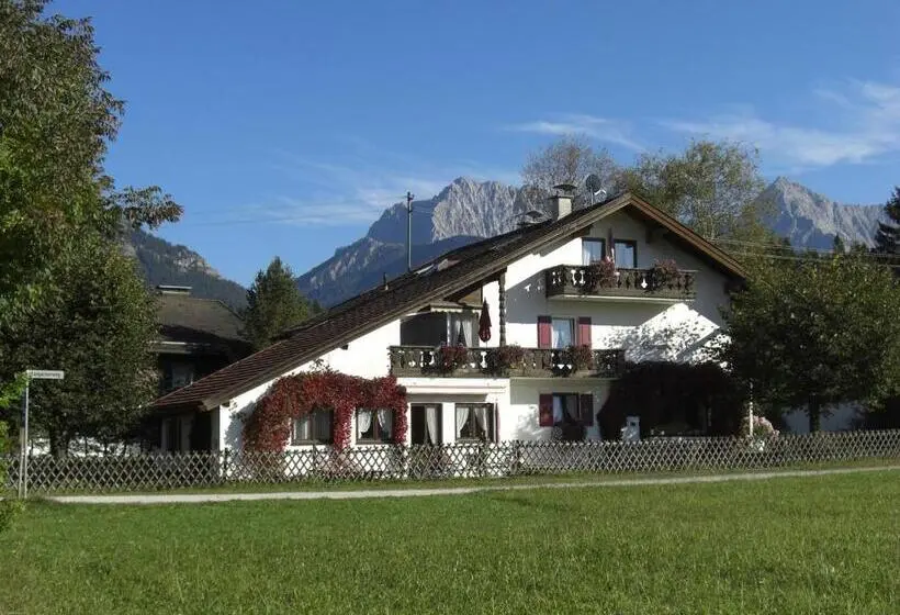 Huoneisto 1 Makuuhuone, Ferienhotel Barmsee