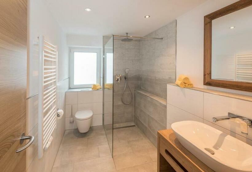 スタンダードルーム, Alpenblick