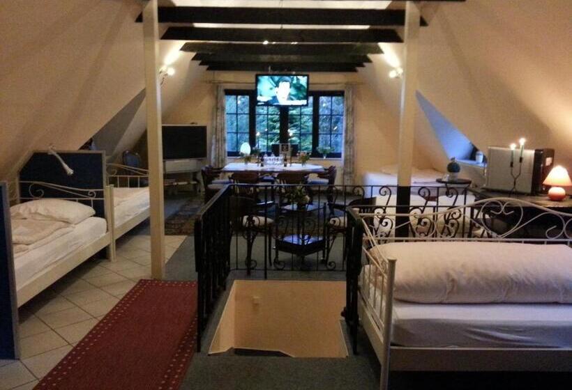 家庭间, Altes Zollhaus Am Klinikum