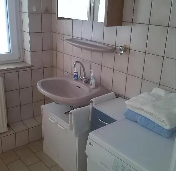 آپارتمان 2 خوابه, Altes Zollhaus Am Klinikum