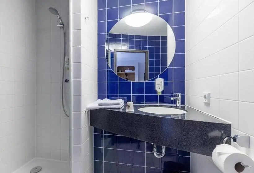 Perhehuone, B&B Hotel Dresden Messe