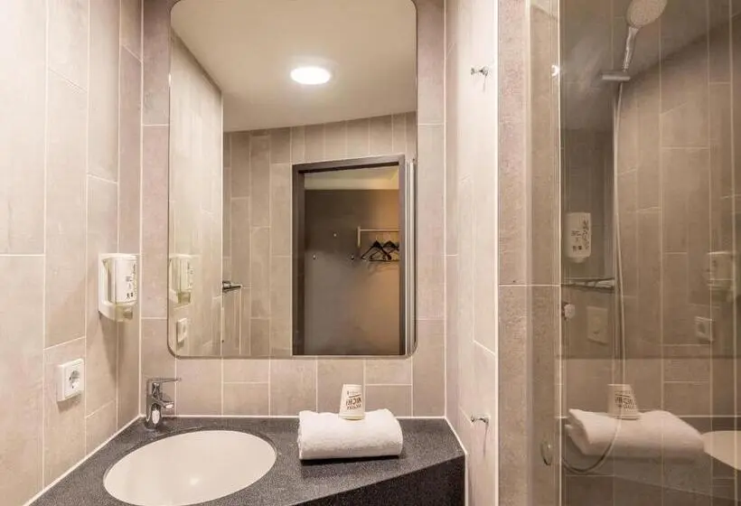 ファミリールーム, B&b Hotel Düsseldorf Airport