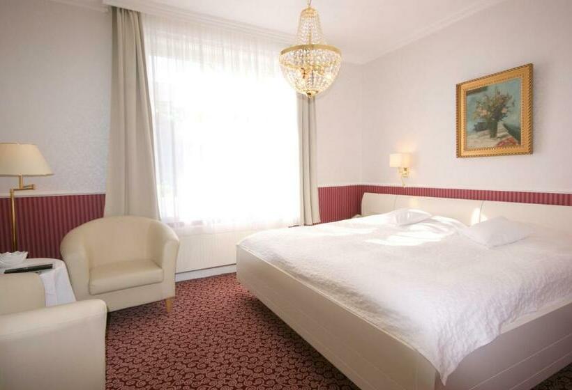 스탠다드 룸, Beckröge