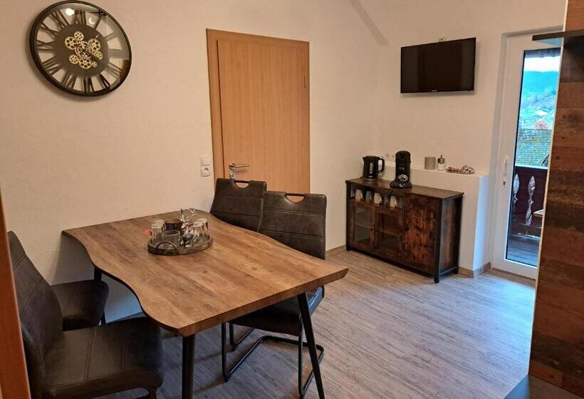 اتاق خانوادگی, Engelbracht Inklusive Meinecardplus