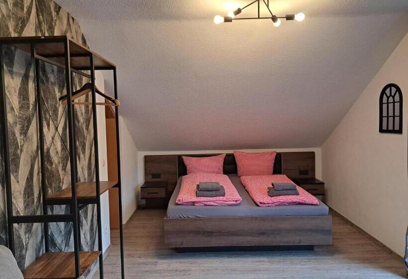 اتاق خانوادگی, Engelbracht Inklusive Meinecardplus