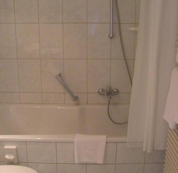 اتاق سوپریور با چشم‌انداز دریا, Kurhaus