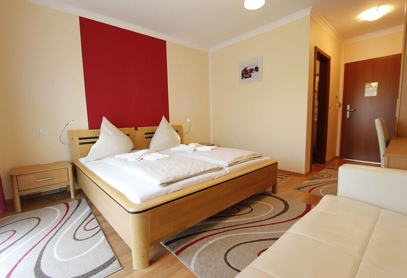 标准间, Rheinmoselview