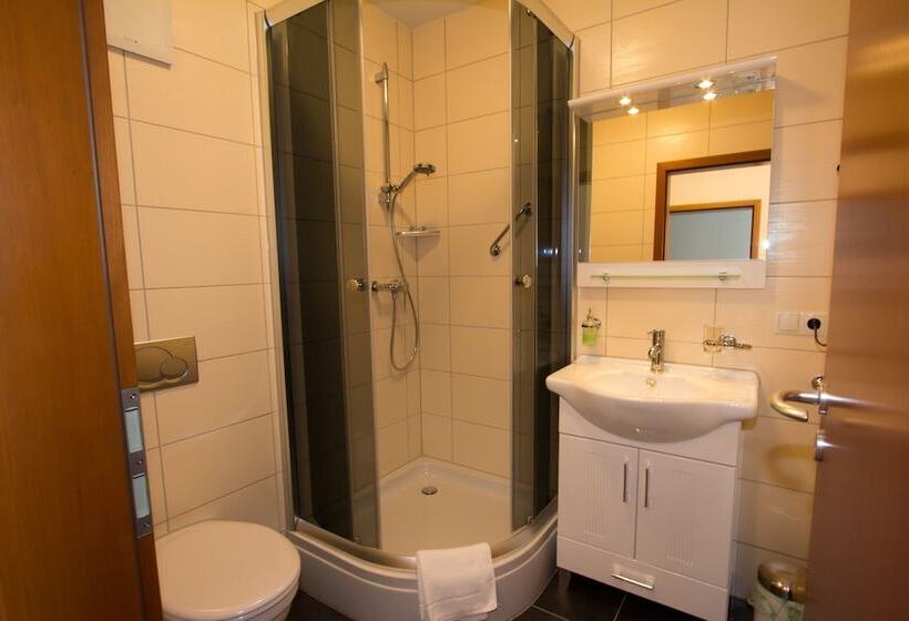 Quarto Estandar Individual, Rheinmoselview