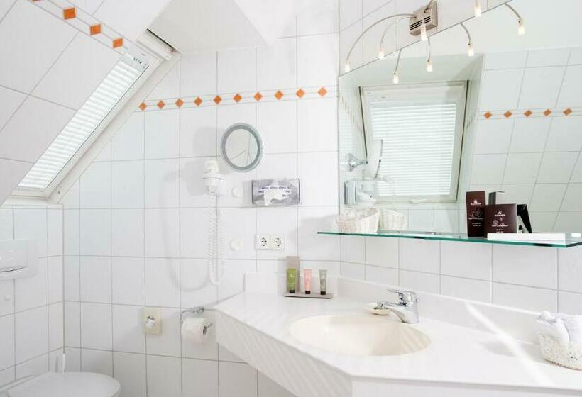 חדר סטנדרט עם מרפסת, Seeperle