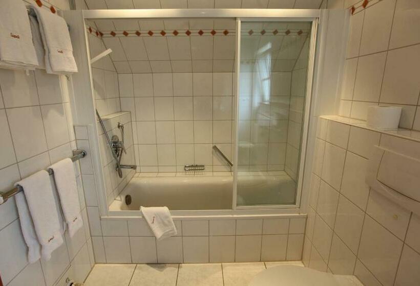 חדר סטנדרט עם מרפסת, Seeperle