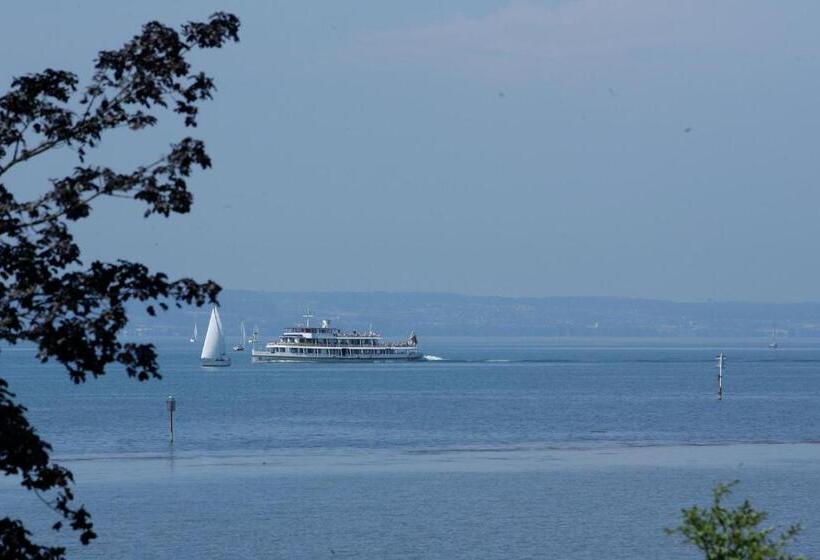 סטודיו סטנדרט עם מרפסת, Seeperle