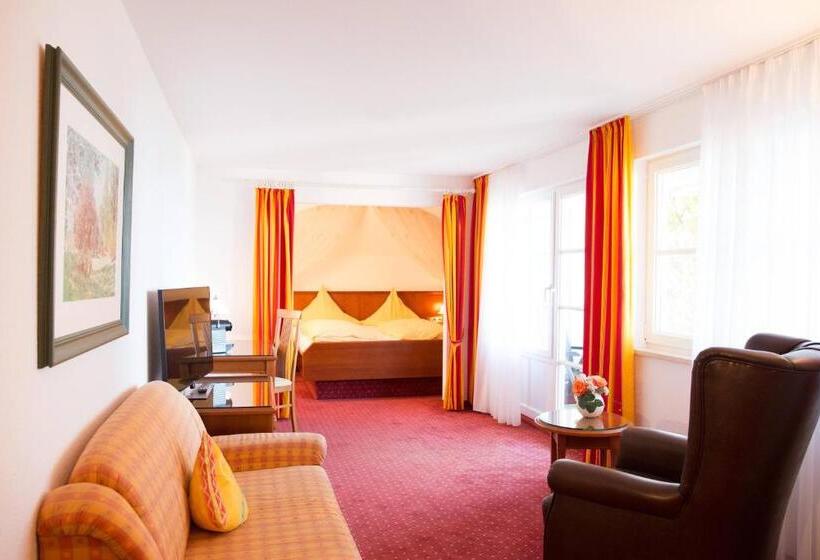 Suite with lake view, Seeperle