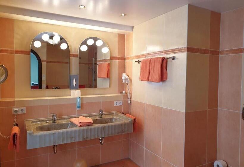 Номер Стандарт, Strand Cafe Meersburg