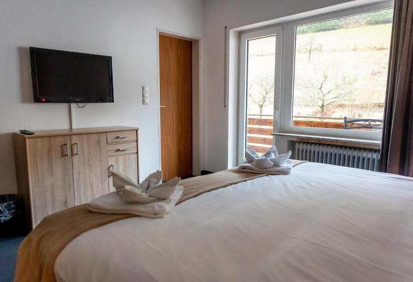 高级大房间, Tiefenhagen Sauerland