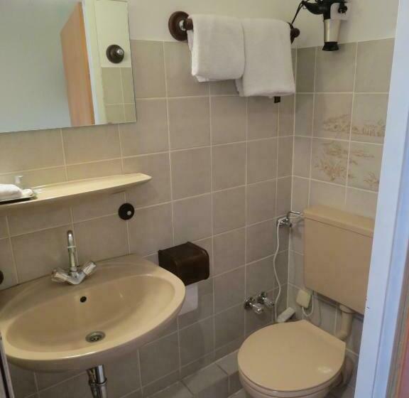 Номер Стандарт Индивидуальный, Urberacher Hof