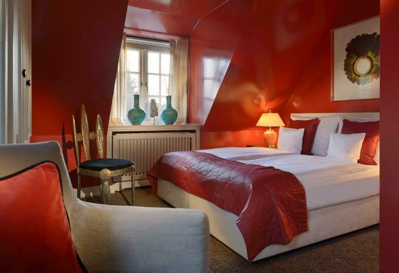 스탠다드 룸, Village