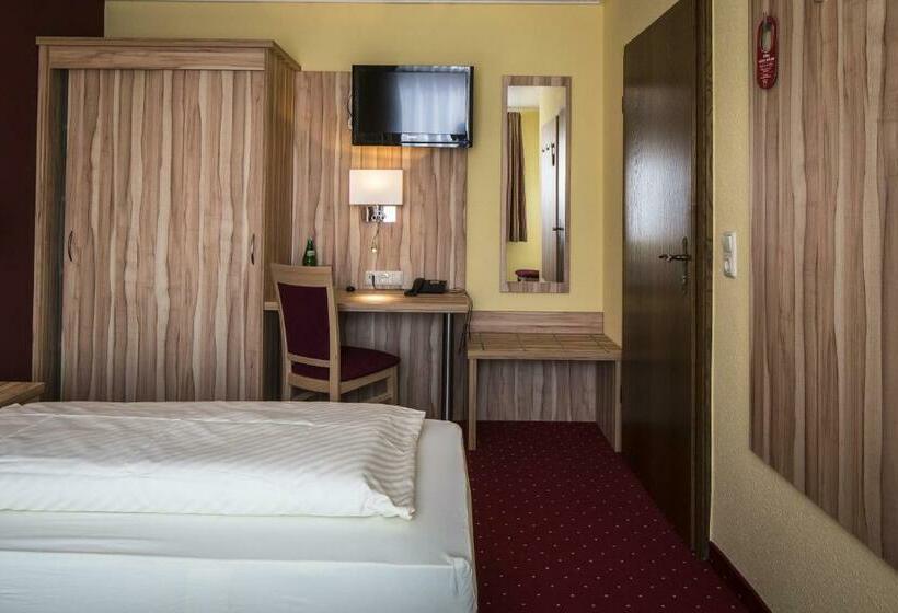 اتاق استاندارد یک نفره, Weinhaus Kreuter