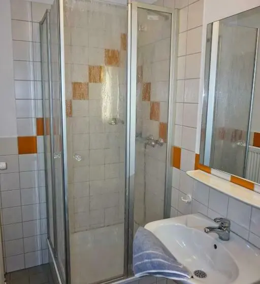 Standard Yhden Hengen Huone, Jugendherberge Flensburg