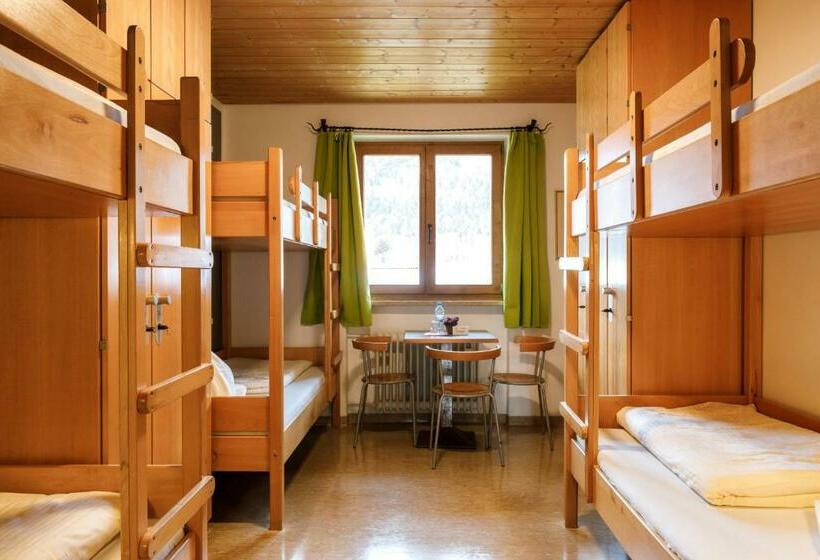 4인용 스탠다드 룸, Jugendherberge Kreuth Am Tegernsee