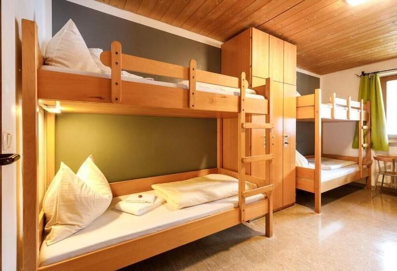 4인용 스탠다드 룸, Jugendherberge Kreuth Am Tegernsee