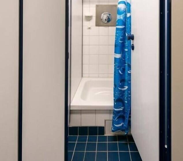 4인용 스탠다드 룸, Jugendherberge Kreuth Am Tegernsee