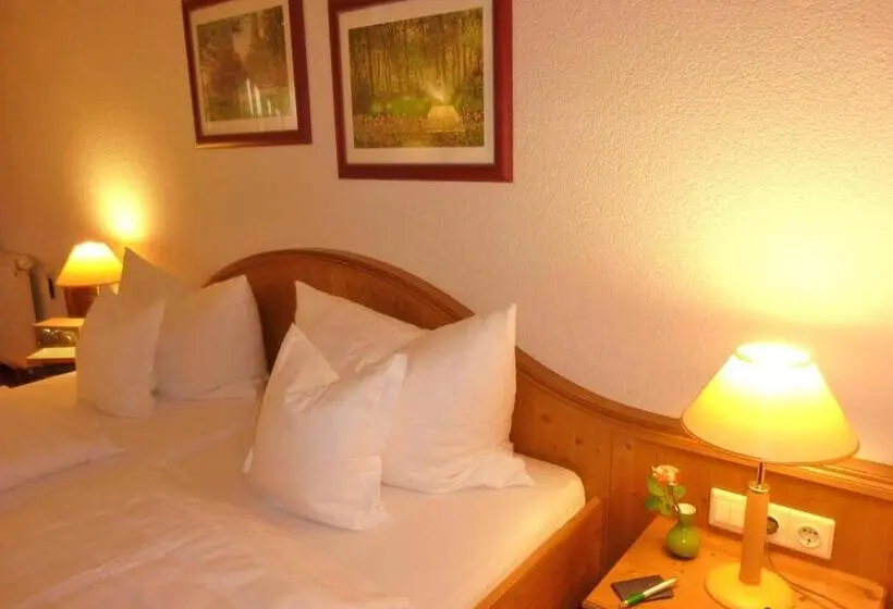 Classic room with balcony, Landhaus Müritzgarten Hotel Garni