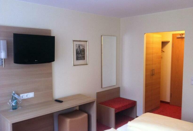 스탠다드 도시전망 룸, Tauberhotel Kette