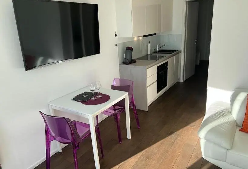 デラックス1ベッドルームアパートメント、プールビュー, Weingut Aparthotel Olinger