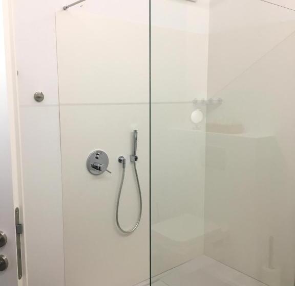 Apartamento Deluxe 1 Quarto Vista Piscina, Weingut Aparthotel Olinger