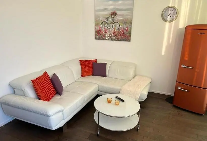 デラックス1ベッドルームアパートメント、プールビュー, Weingut Aparthotel Olinger