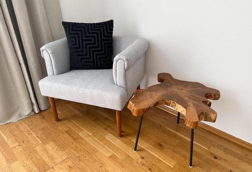 Suite Deluxe, Weingut Aparthotel Olinger