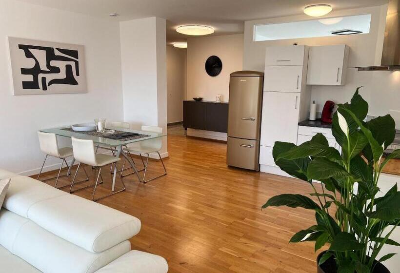 Люкс Повышенной Комфортности, Weingut Aparthotel Olinger