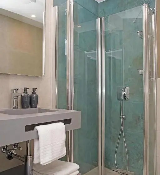 Basic-huone, Beachhotel Cuxhaven