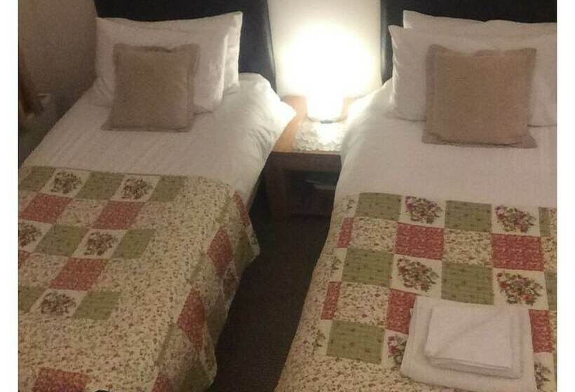 غرفة ديلوكس, The Old Star