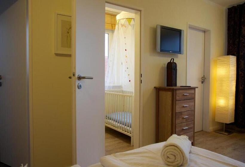 اتاق خانوادگی, Das Frühstückshotel Sankt Peter Ording