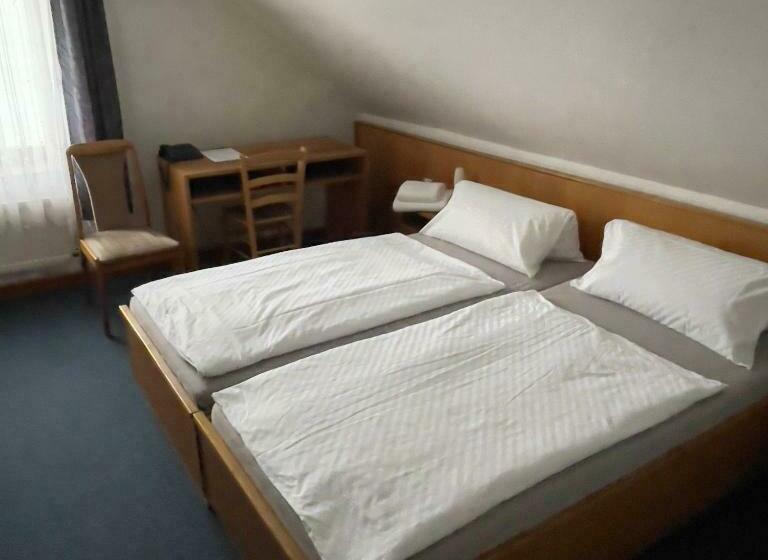 Номер Стандарт, Aal Kate