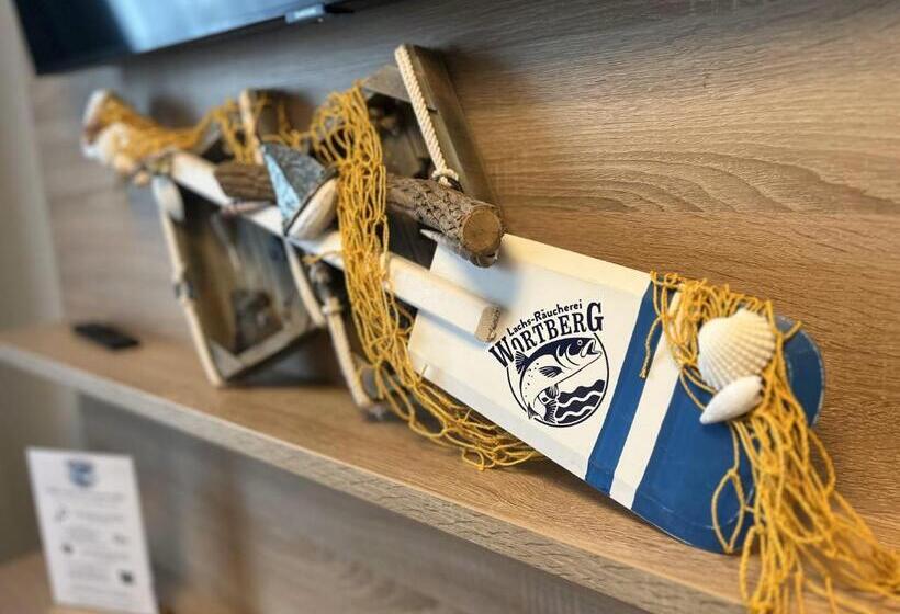 Номер Deluxe, Aal Kate